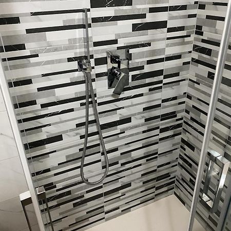 Cozy Lake Como Apartments 발마드레라 외부 사진