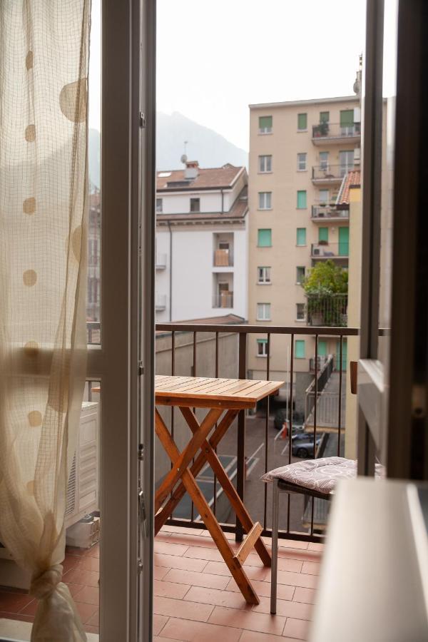 Cozy Lake Como Apartments 발마드레라 외부 사진