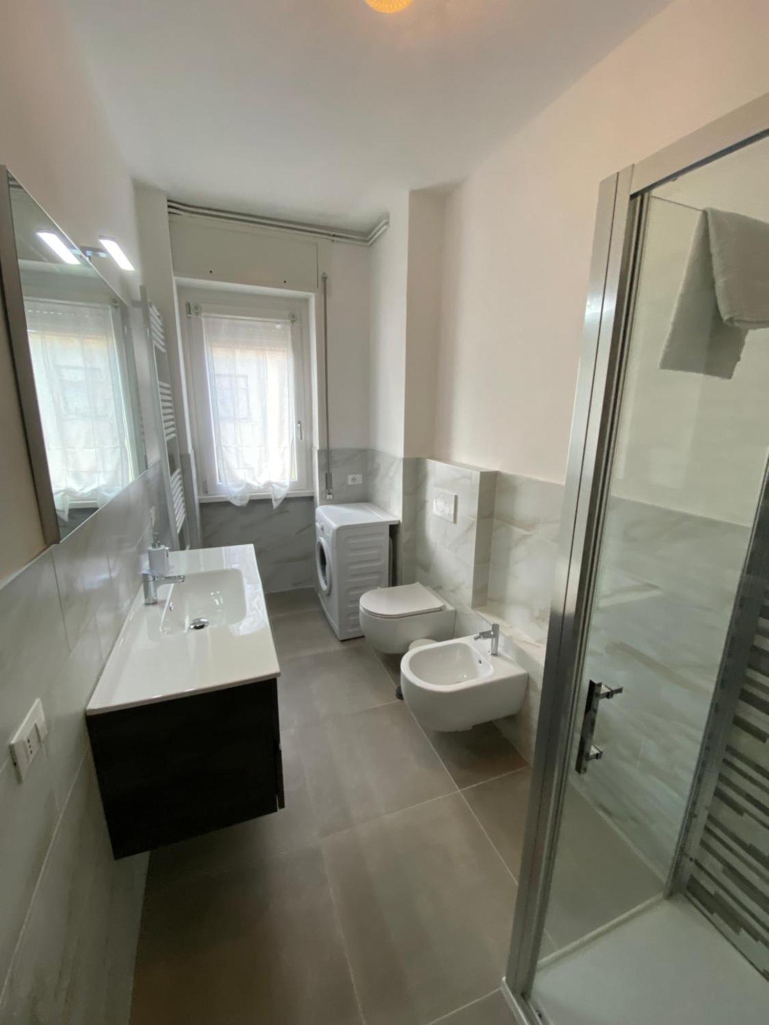 Cozy Lake Como Apartments 발마드레라 외부 사진