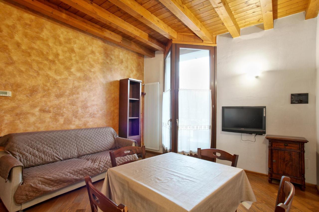 Cozy Lake Como Apartments 발마드레라 외부 사진